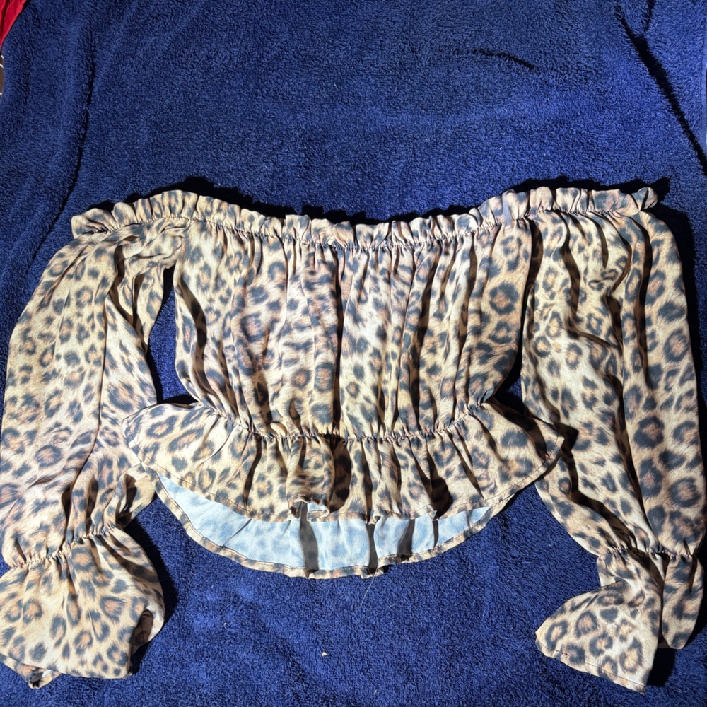 Black Bead Animal Print Ruffled Top